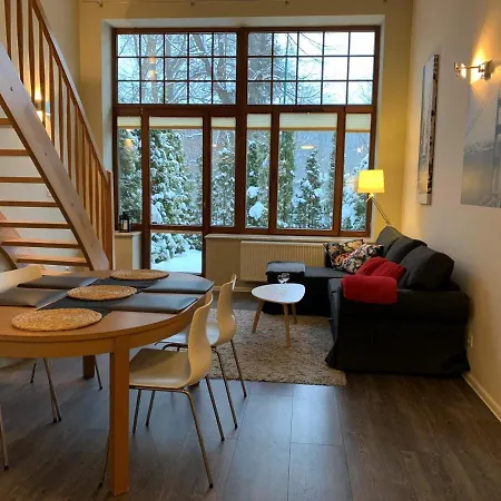 4 I 45 W Willi Jozefina *