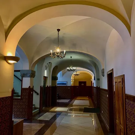 Apartment 4 I 45 W Willi Jozefina