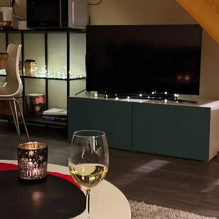 4 I 45 W Willi Jozefina 스클라르스카포렘바