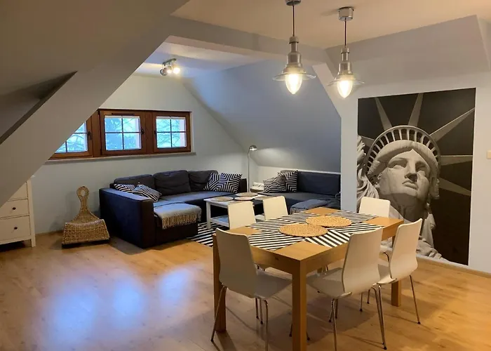 4 I 45 W Willi Jozefina 아파트 스클라르스카포렘바