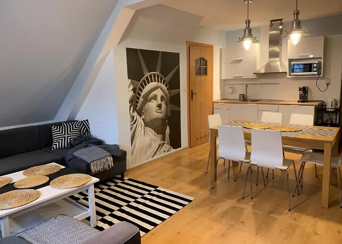 4 I 45 W Willi Jozefina 아파트 스클라르스카포렘바