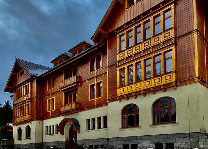 4 I 45 W Willi Jozefina 아파트